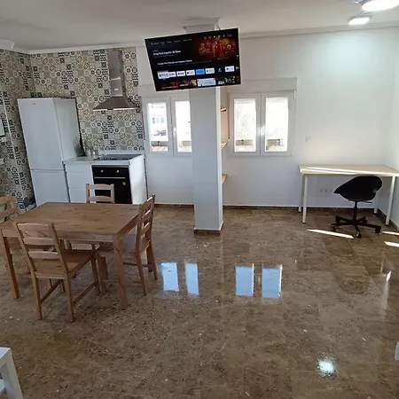Magnifico Y Moderno Estudio Bien Ubicado Валенсия